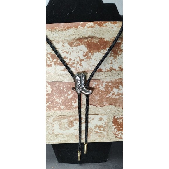Western Style Bolo Rope Necktie-Boots with spurs-black and silver-Excellent - Picture 1 of 8
